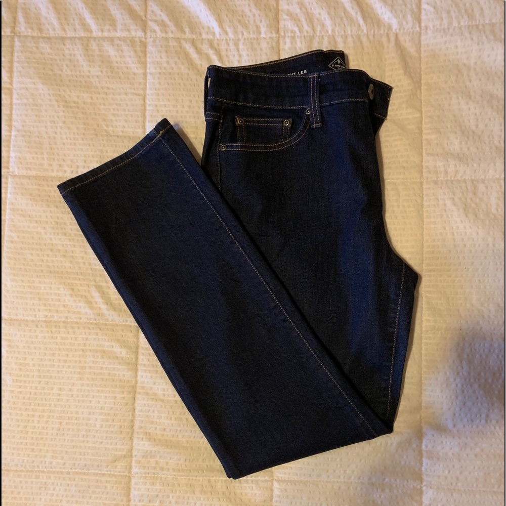 ⭐️ St. John’s Bay petite jeans NWOT